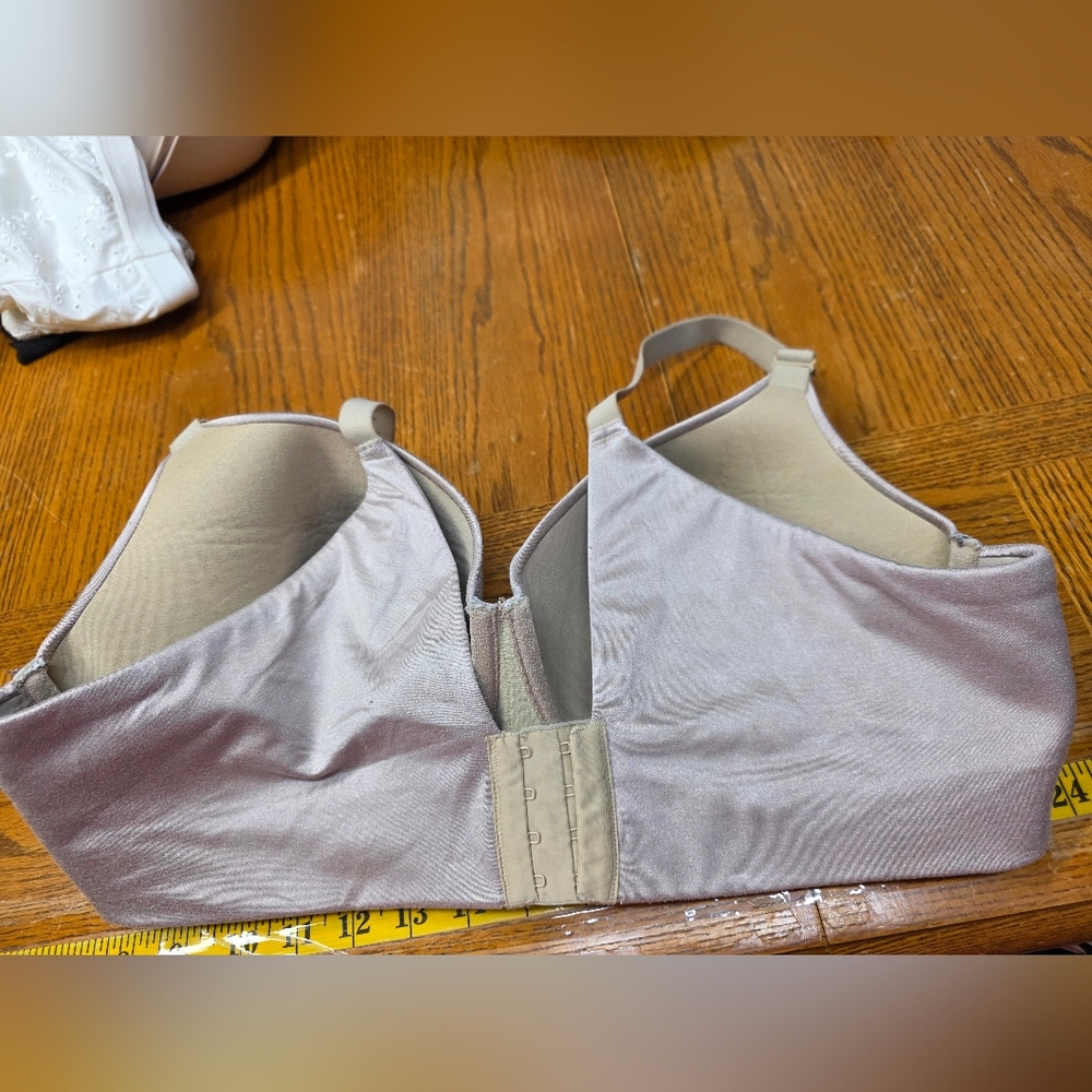 Lane Bryant Cacique Nude Smoothing Balconette Bra Size 42DD - Picture 4 of 10